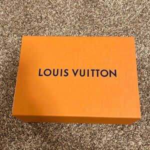AUTHENTIC LOUIS VUITTON SANDALS